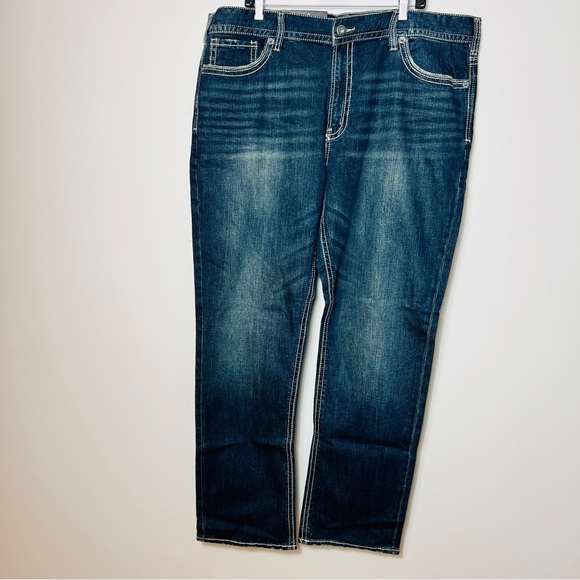 NWT Warehouse Blue Dark Wash Denim Relaxed Straight Leg Jeans men’s size 42 - Picture 3 of 12